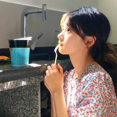 雾中来客